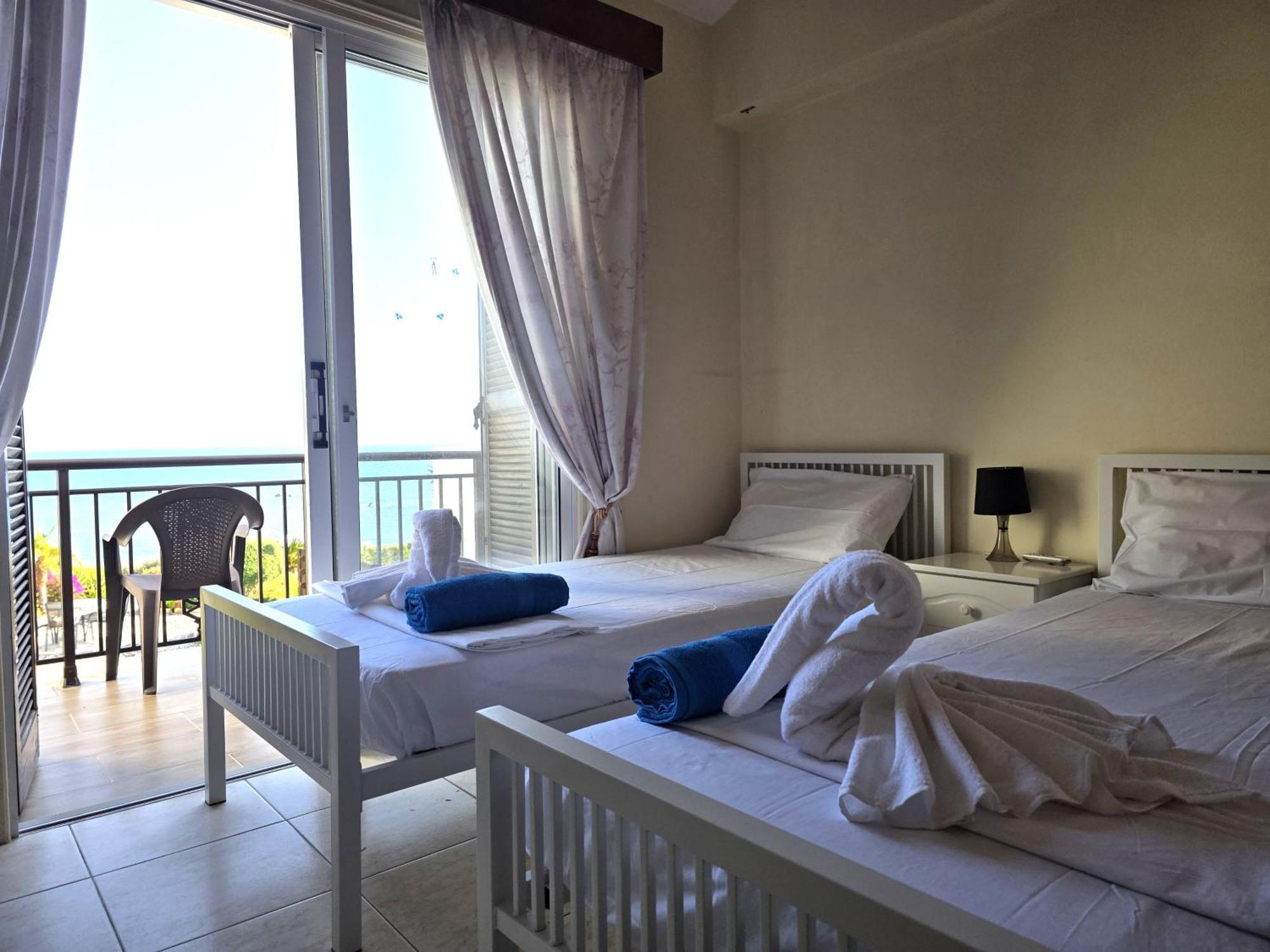 H&O Sunrise Villa In Coral Bay! Extérieur photo